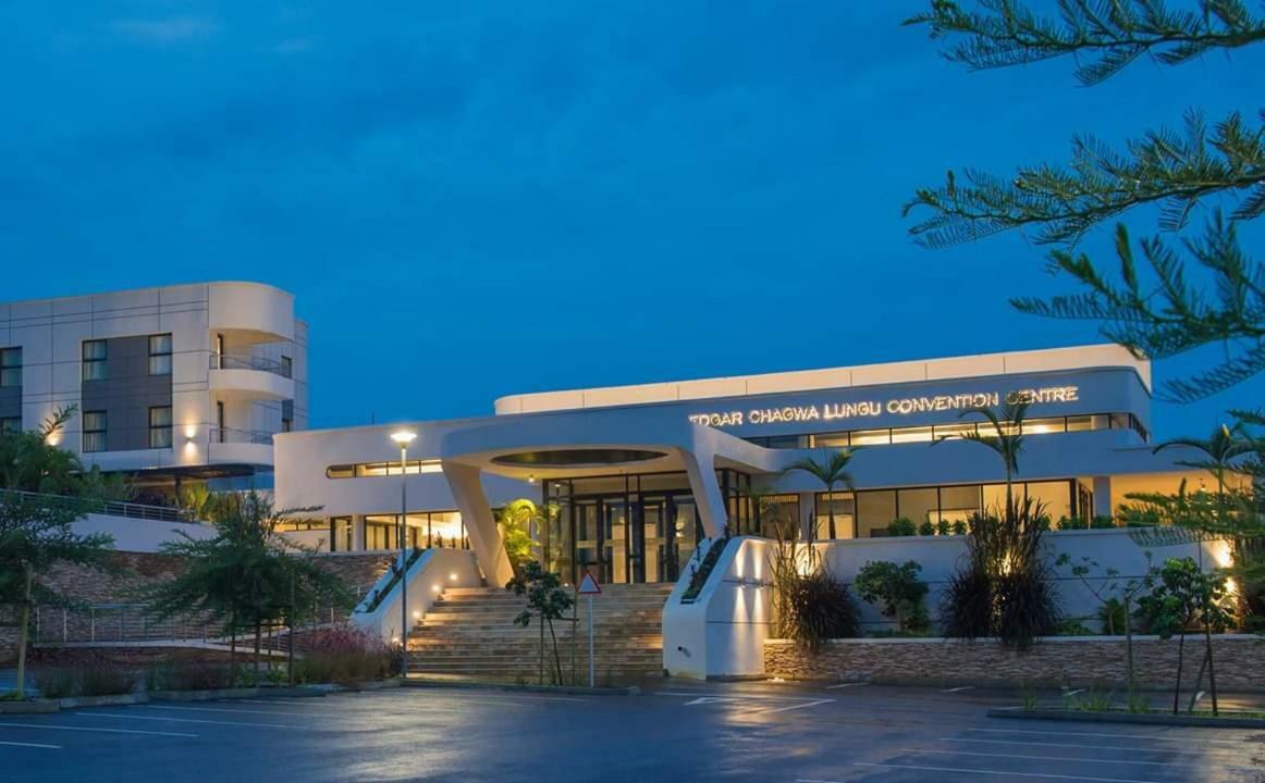 ホテル Garden Court キトウェ エクステリア 写真